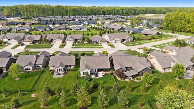 9070 Hummingbird Lane, North Ridgeville, OH 44039