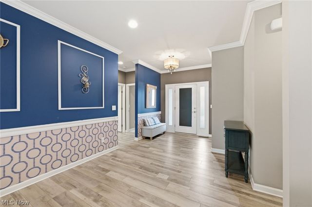 9070 Hummingbird Lane, North Ridgeville, OH 44039