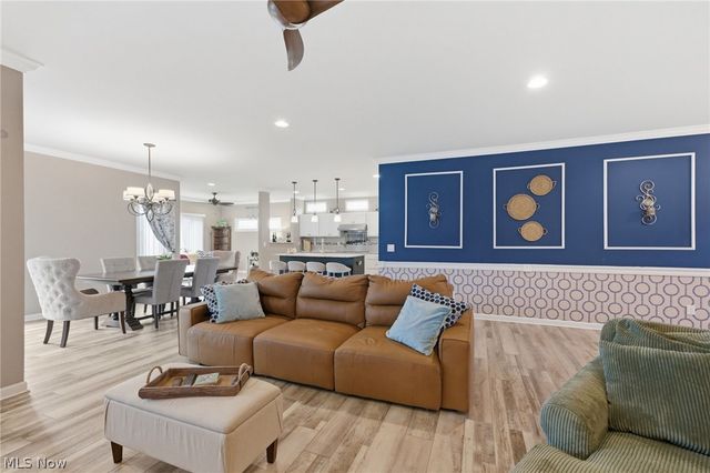 9070 Hummingbird Lane, North Ridgeville, OH 44039