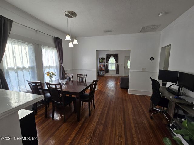 3675 OAK Street, Jacksonville, FL 32205