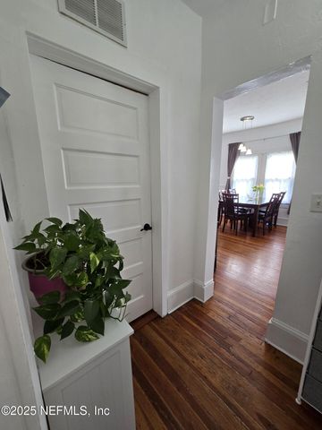 3675 OAK Street, Jacksonville, FL 32205