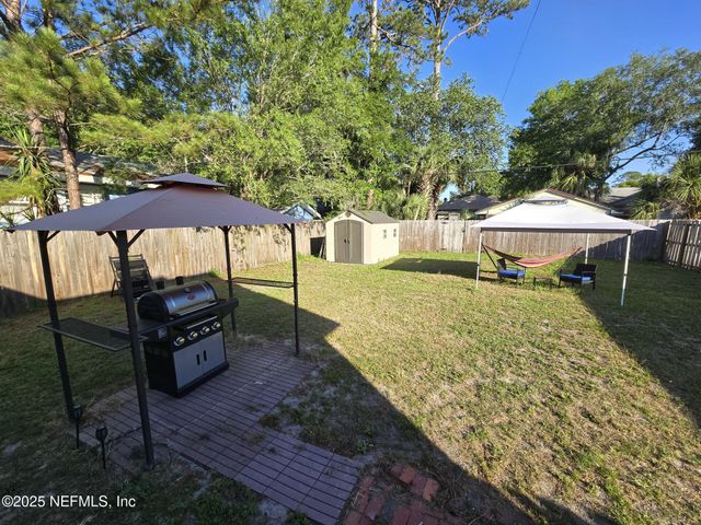 3675 OAK Street, Jacksonville, FL 32205