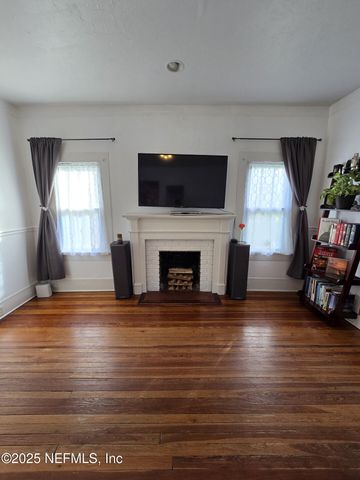 3675 OAK Street, Jacksonville, FL 32205