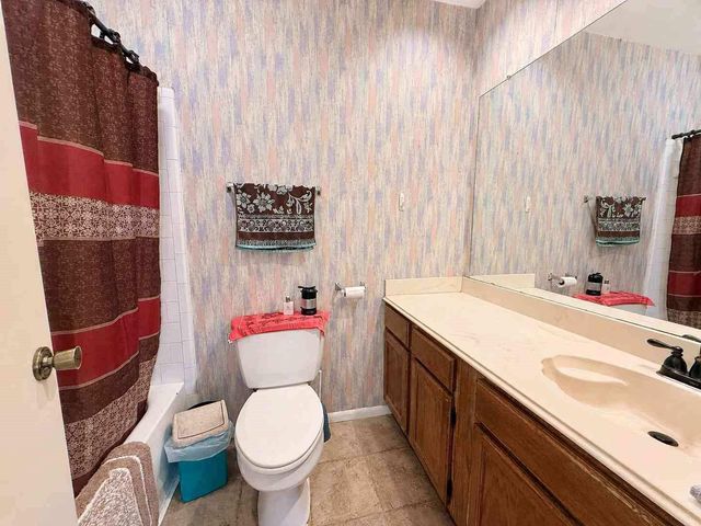 10916 Mulberry Court, La Porte, TX 77571