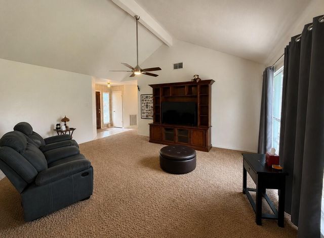 10916 Mulberry Court, La Porte, TX 77571