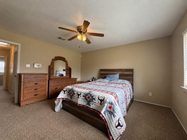 10916 Mulberry Court, La Porte, TX 77571