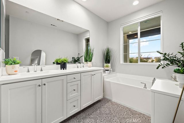 3642 E Delight Paseo 123, Ontario, CA 91761