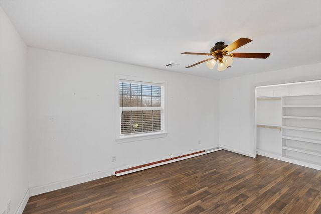 4600 Hunters Glen Court, Granbury, TX 76048