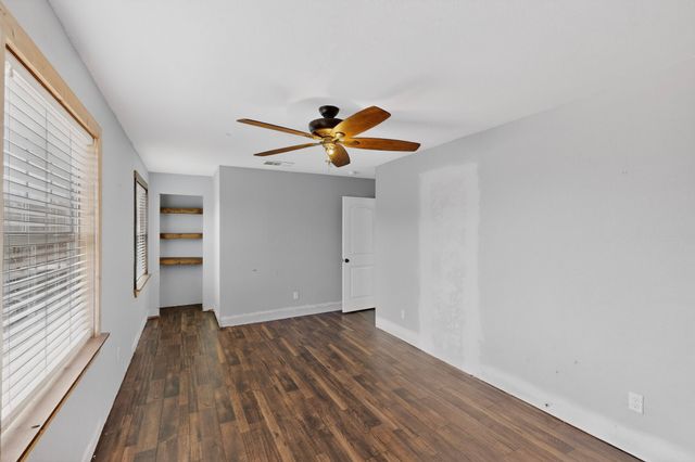 4600 Hunters Glen Court, Granbury, TX 76048