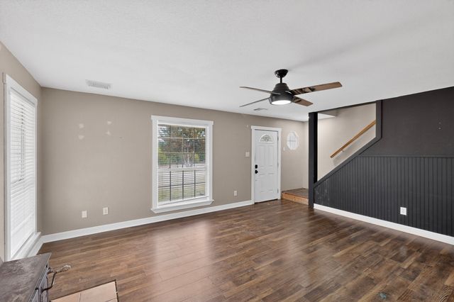 4600 Hunters Glen Court, Granbury, TX 76048