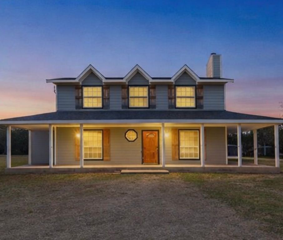 4600 Hunters Glen Court, Granbury, TX 76048