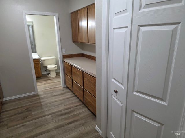 1041 Warm Springs Pl, Twin Falls, ID 83301