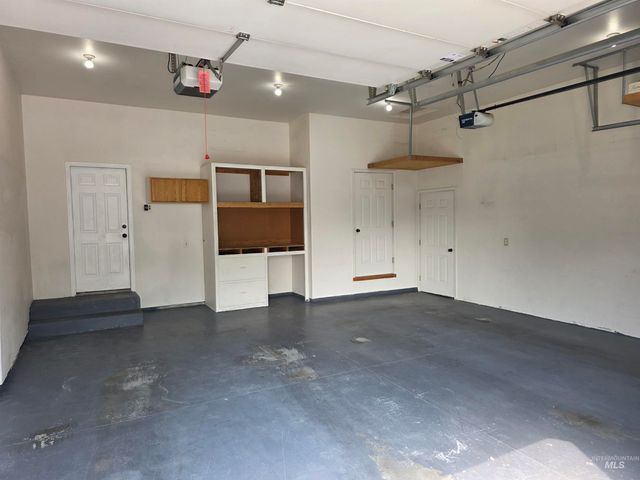 1041 Warm Springs Pl, Twin Falls, ID 83301