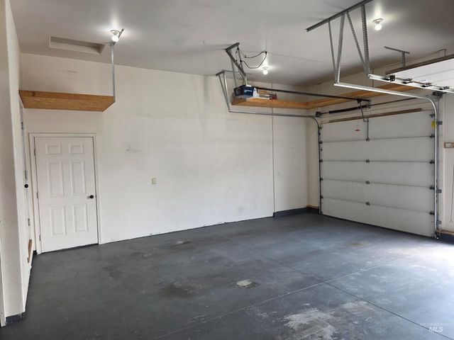 1041 Warm Springs Pl, Twin Falls, ID 83301