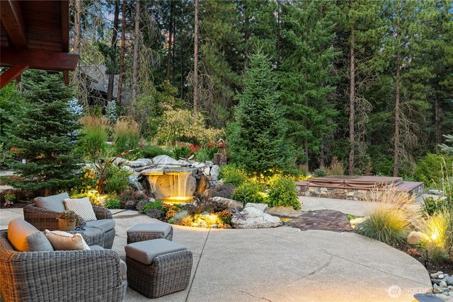 820 Iron Monarch Loop, Cle Elum, WA 98922