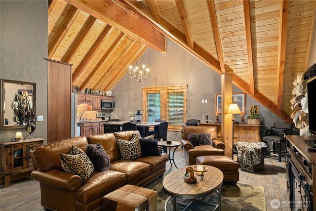 820 Iron Monarch Loop, Cle Elum, WA 98922