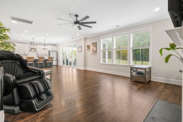 215 Delano Way, Myrtle Beach, SC 29588