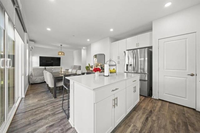 982 Cooper Place, San Diego, CA 92102