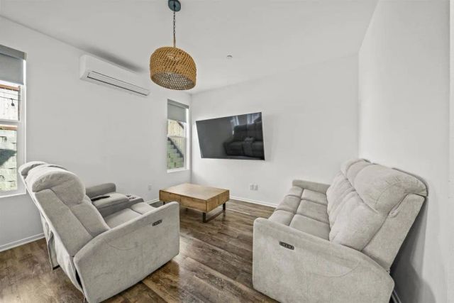 982 Cooper Place, San Diego, CA 92102