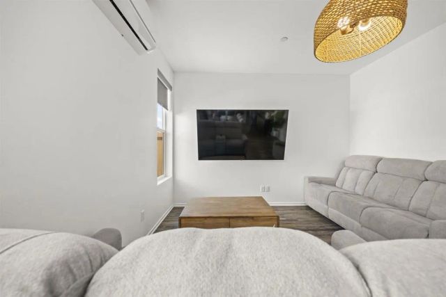 982 Cooper Place, San Diego, CA 92102