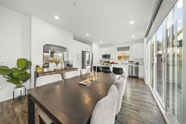 982 Cooper Place, San Diego, CA 92102