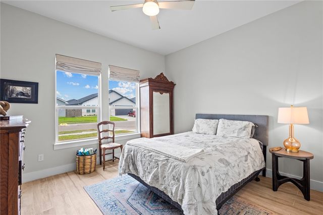 4002 Fold, Corpus Christi, TX 78414