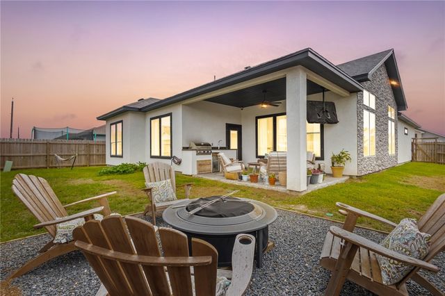 4002 Fold, Corpus Christi, TX 78414
