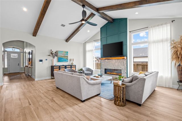 4002 Fold, Corpus Christi, TX 78414