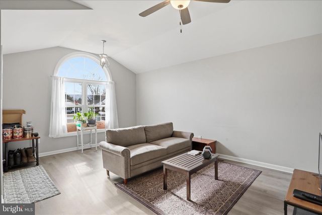 6131 MOORE AVE, Mount Jackson, VA 22842