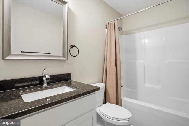 6131 MOORE AVE, Mount Jackson, VA 22842