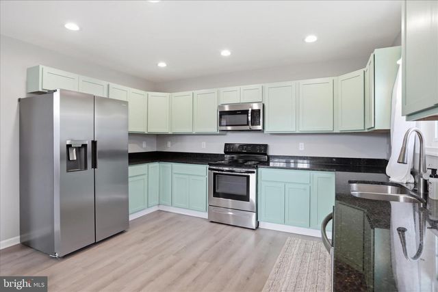 6131 MOORE AVE, Mount Jackson, VA 22842