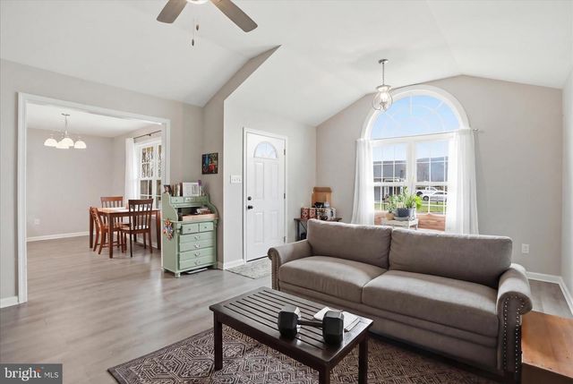 6131 MOORE AVE, Mount Jackson, VA 22842