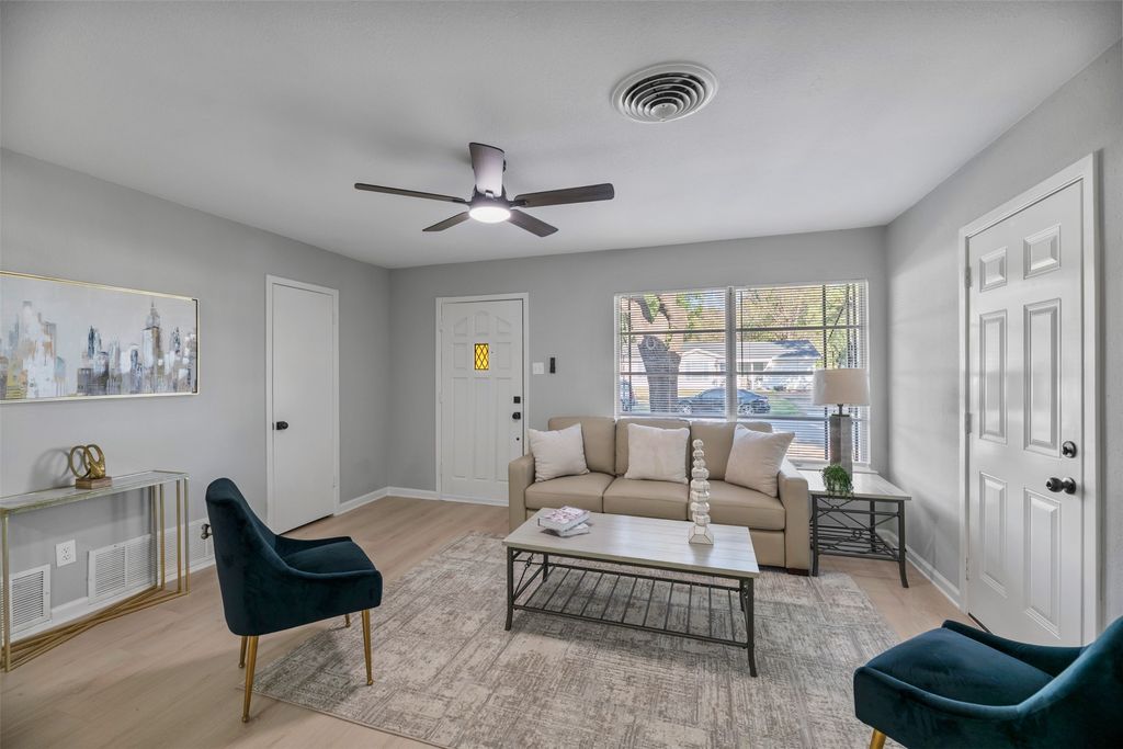 414 Freestone Drive, Euless, TX 76039 — photo 4