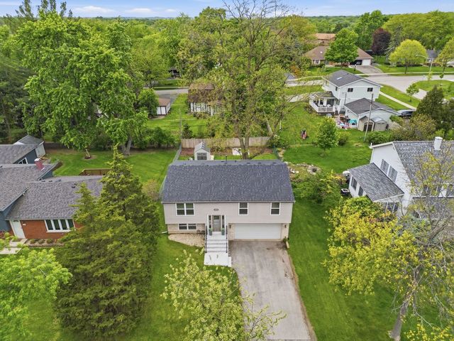 6212 Leonard Avenue, Downers Grove, IL 60516