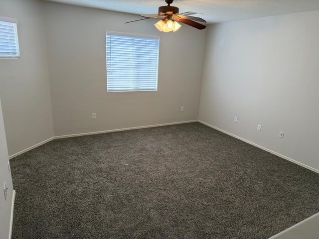 226 W Mountain Sage Drive, Phoenix, AZ 85045