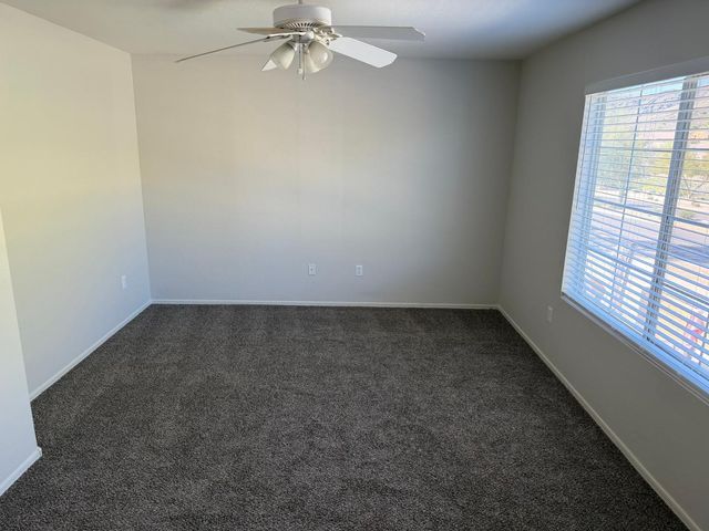 226 W Mountain Sage Drive, Phoenix, AZ 85045