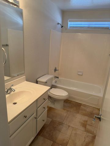 226 W Mountain Sage Drive, Phoenix, AZ 85045