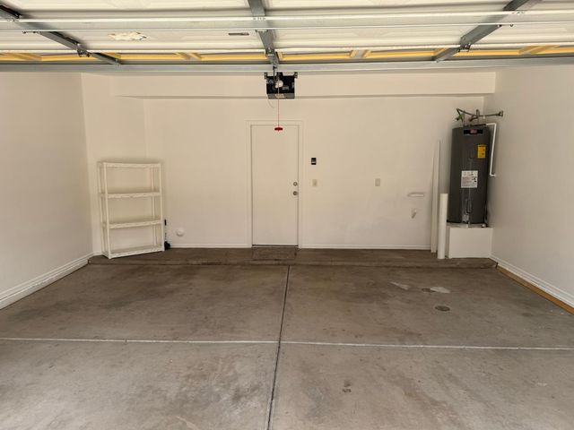 226 W Mountain Sage Drive, Phoenix, AZ 85045