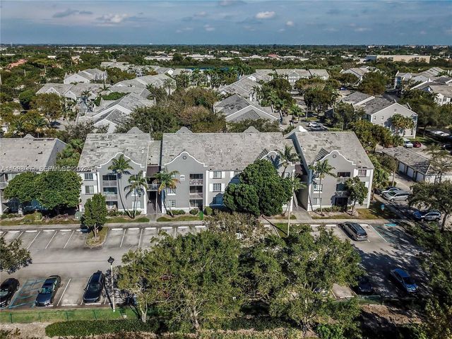 11133 SW 8th St 102, Pembroke Pines, FL 33025