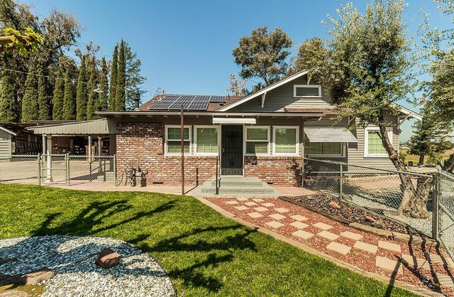 5221 S Reed Avenue, Reedley, CA 93654