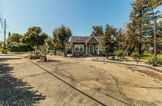5221 S Reed Avenue, Reedley, CA 93654