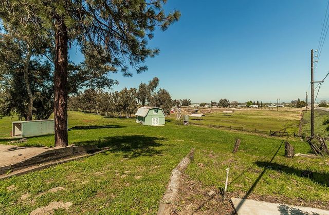 5221 S Reed Avenue, Reedley, CA 93654