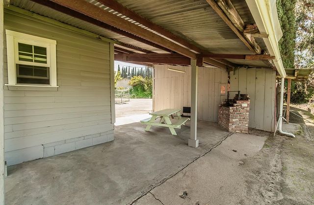 5221 S Reed Avenue, Reedley, CA 93654