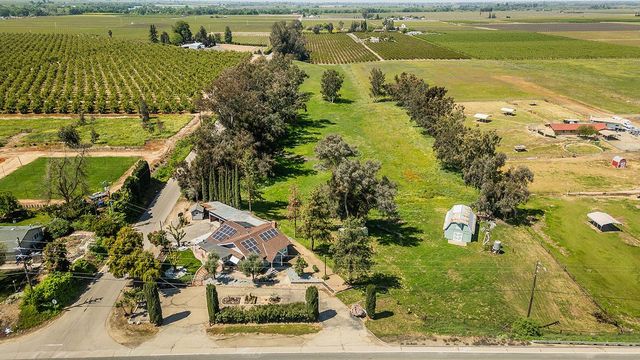 5221 S Reed Avenue, Reedley, CA 93654