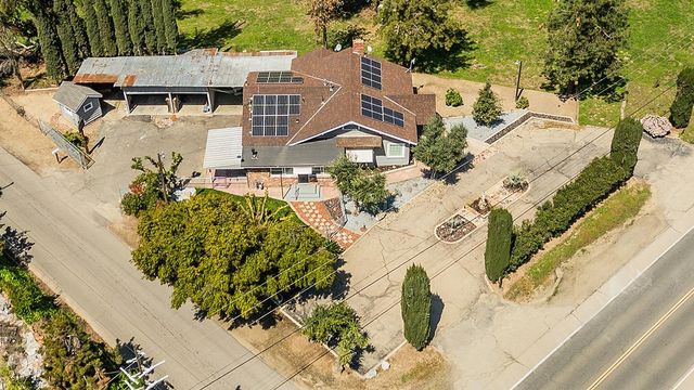 5221 S Reed Avenue, Reedley, CA 93654