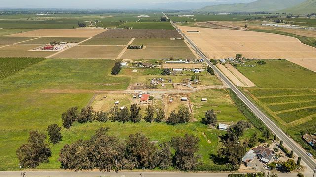 5221 S Reed Avenue, Reedley, CA 93654