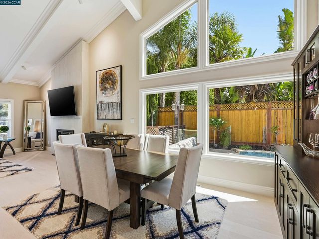 385 Paraiso Drive, Danville, CA 94526