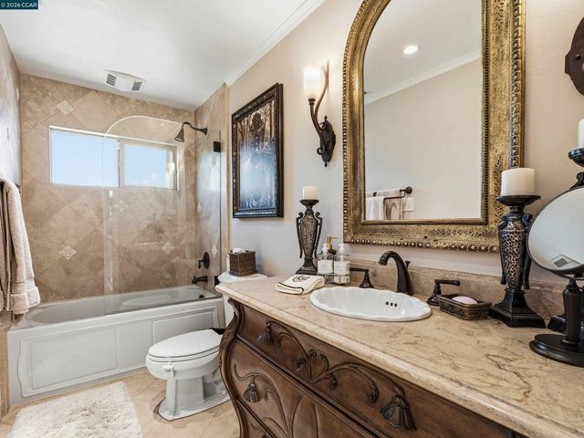 385 Paraiso Drive, Danville, CA 94526