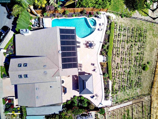 385 Paraiso Drive, Danville, CA 94526