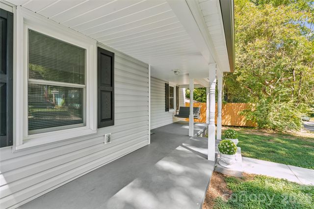 172 Eudy Drive NW, Concord, NC 28025